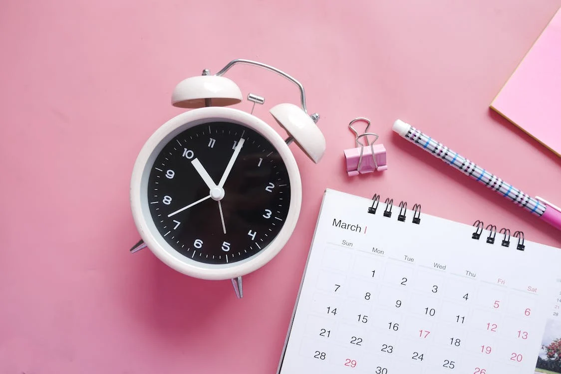 The Best Freelancer Time Tracking App: What to Look For + Our Top Pick